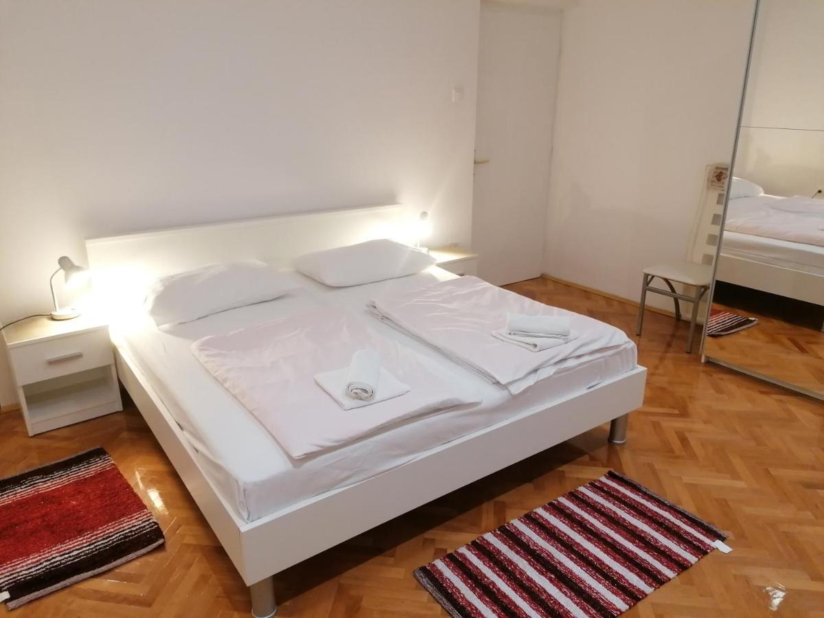 Apartments With A Parking Space Selce, Crikvenica - 2381 Extérieur photo