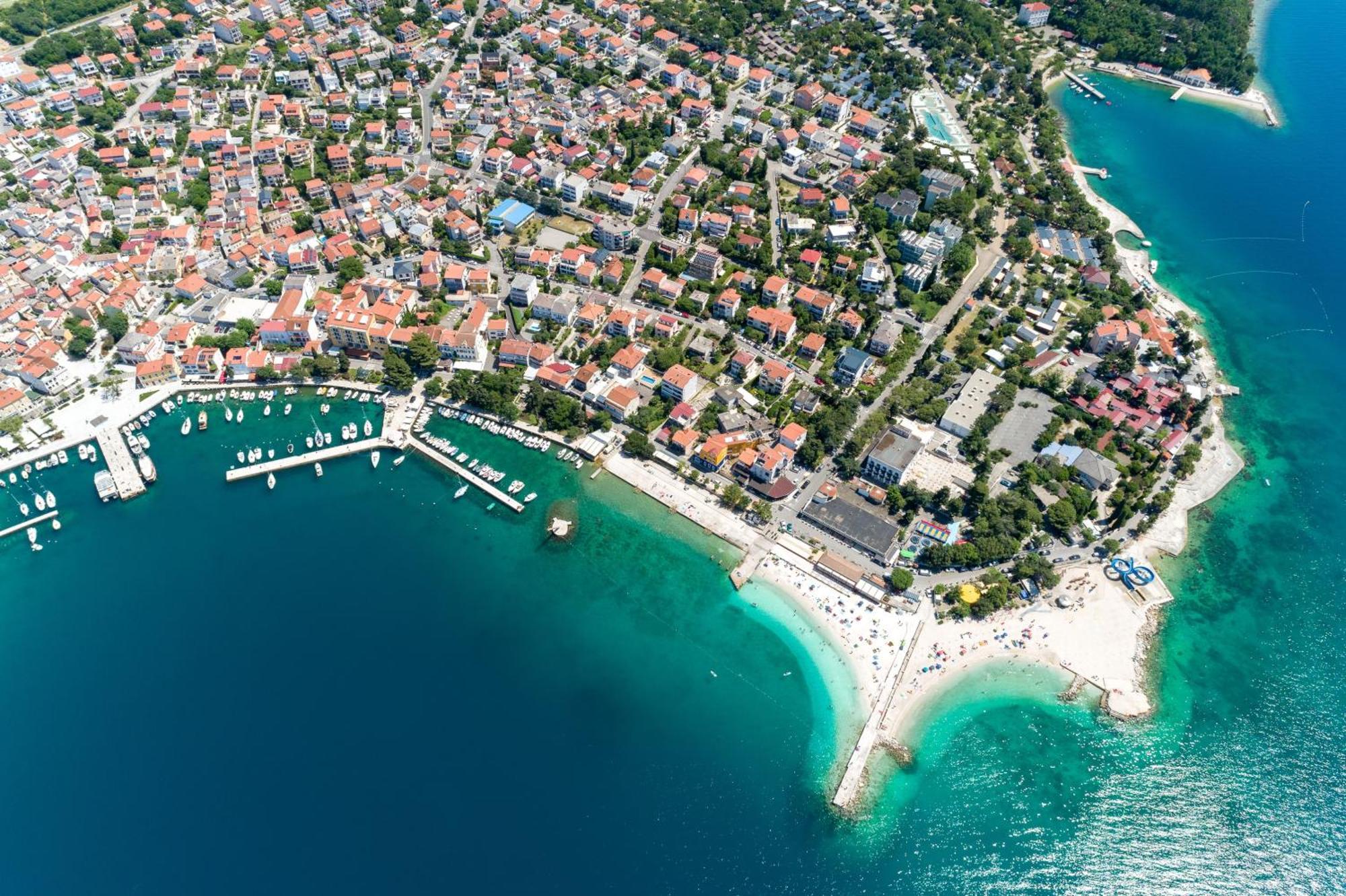 Apartments With A Parking Space Selce, Crikvenica - 2381 Extérieur photo